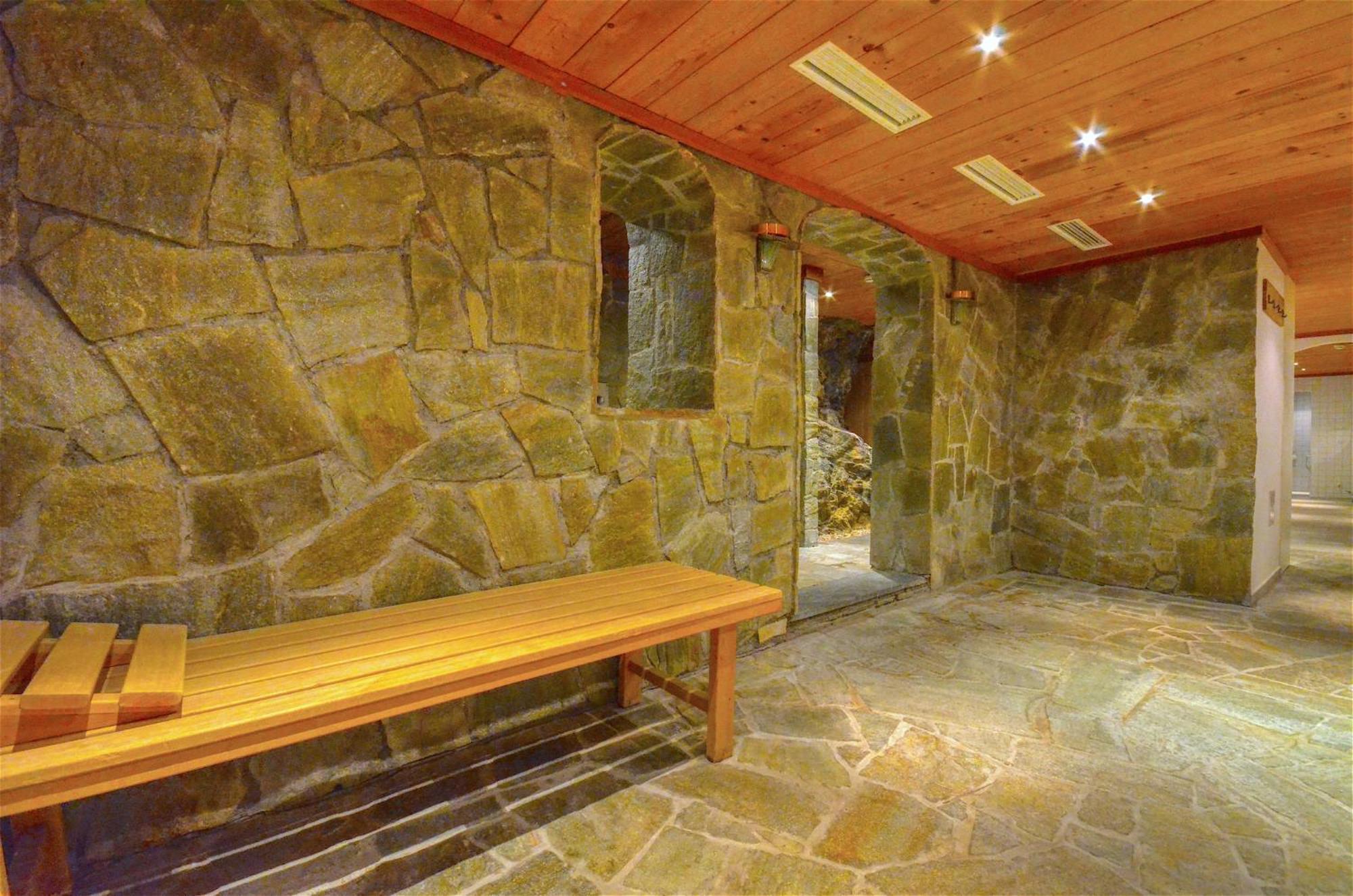 Eichenhof Top 2 - By Alpen Apartments Zell am See Exterior photo